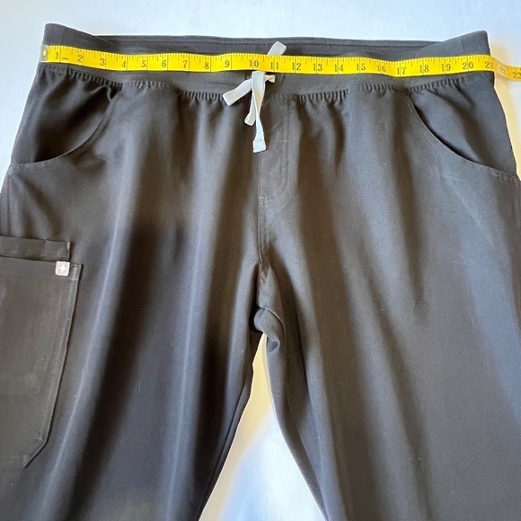 FIGS Kade XXL/T Technical Collection pants - Picture 8 of 15